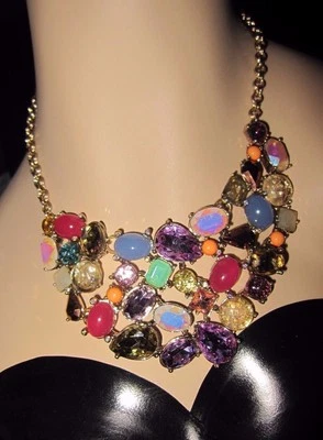 Colar de colar de cristal Betsey Johnson Sweet Shop tom dourado multicolorido pedra - Imagem 1 de 4