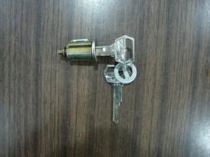 1965 1966  FAIRLANE FALCON MusTANG  IGNITION LOCK CYLINDER & KEYS NOS - Picture 1 of 3