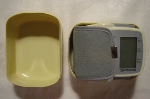 Blutdruck Messgerät Sanoquell Watch 3 - Bild 1 von 3