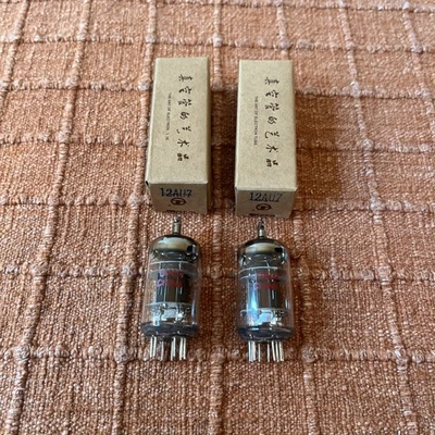 Par de válvulas de tubo de vacío rectificadoras Shuguang 12AU7 (ecc82) para amplificador probado Foto 1 de 4