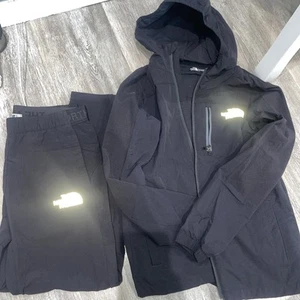 The North Face - Picture 1 of 5