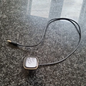 Fitbit Versa 3 with charger (not working for me on my phone) - Picture 1 of 5
