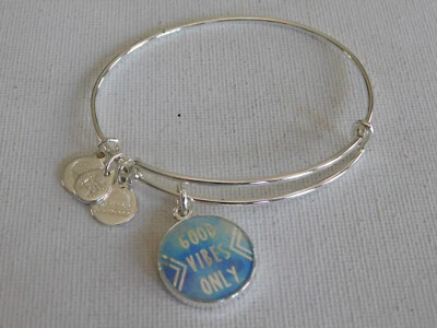 银色 Alex and Ani 蓝色 Good Vibes Only 小饰品手镯手链 — 第 1/3 张图片
