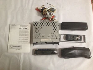 STEREO CLARION PER AUTO - Foto 1 di 3