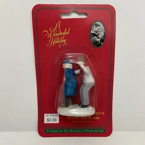 It’s A Wonderful Life Villaggio Turistico George Tirando Clarence fuori dall’acqua - Foto 1 di 4