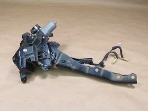 🥇10-15 LEXUS IS350 CONVERTIBLE REAR LEFT SIDE TOP ROOF MOTOR HINGE OEM - Foto 1 di 13