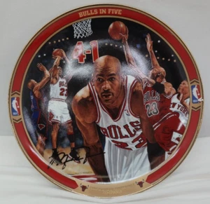 Michael Jordan Bulls in Five Return to Greatness Collectors Plate JR - Picture 1 of 10