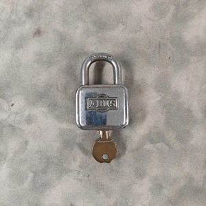 Lucchetto Bicchiere Spilla ABUS 190/40 Vintage Germania con Chiave Funzionante - Foto 1 di 5