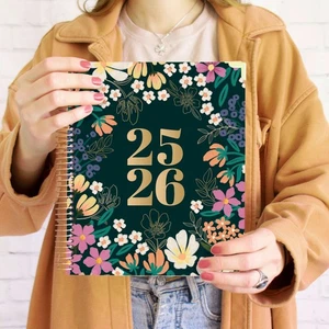 bloom Daily Planners 2025-26 Vision Planner, 7,5" x 9", Blooming Wildly - Foto 1 di 13