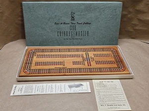 Drueke Cribbage Board, modello Club CribbageMaster 1977, pioli e istruzioni, scatola - Foto 1 di 6