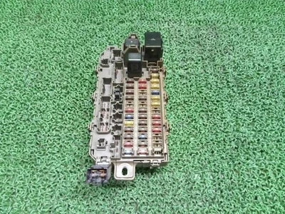 HONDA Civic 1995 E-EK3 Fuse Box 38200S04A11 [Used] [PA118456832] - Image 1 of 4