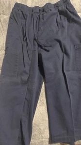 Neu Basic Edition Capri Hose Gr. M dunkelblau Gummibund Taschen Freizeit - Bild 1 von 4