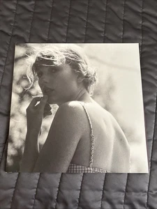 Taylor Swift Folklore Deluxe 2lp Vinyl Meet Me Behind The Mall Limited Edition - Picture 1 of 3