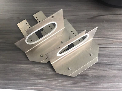 National Instruments PXI-1042 hinteres Gestell Befestigungskit 189316-01 & 189317-01 - Bild 1 von 4