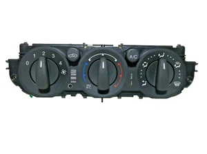 12-13-14 FORD FOCUS/ MANUAL TEMPERATURE/ CLIMATE/ CONTROLS/ HVAC..OEM - Picture 1 of 3