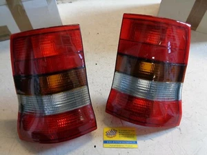 COPPIA FANALI POSTERIORI OPEL ASTRA F - SW - STATION WAGON - DAL 91 AL 98 -NUOVI - Foto 1 di 1