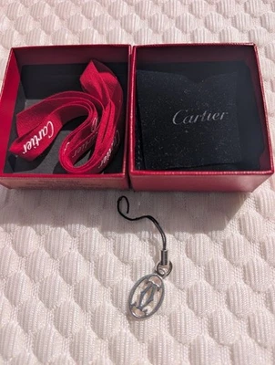 Cartier Autentico 2C Logo Portachiavi Borsa Charm Portachiavi Metallo Argento... - Immagine 1 di 3
