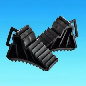 Wheel Chock Heavy Duty Wedge c/w Handle Caravan Motorhome Trailer Vehicle x 2 - Picture 1 of 1