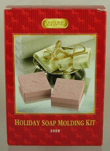 Breyer 700678 Horse Holiday Soap Molding Kit Handmade Honeymilk Bars NIB - Picture 1 of 1