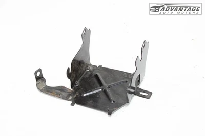 2003 HUMMER H2 UNDER DASH DASHBOARD FUSE RELAY JUNCTION BLOCK BRACKET OEM - Image 1 of 4