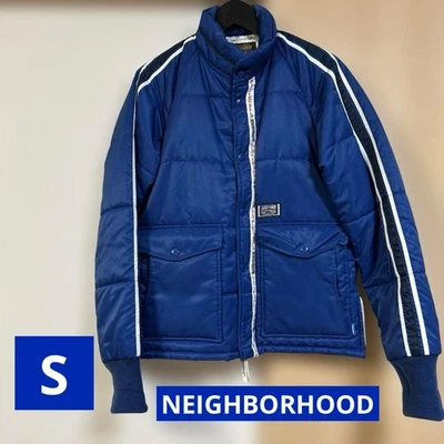 Chaqueta de nailon azul vecindario con aislamiento, usada Foto 1 de 4