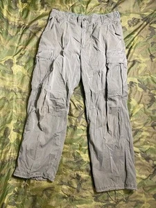 3rd Pattern RIPSTOP Jungle Fatigue Trousers Medium Regular ZIPPER FLY 1969 Dated - Picture 1 of 7
