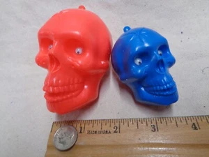 2 TOPPS Caramelo Calaveras Sin Usar Relleno Años 80 De Colección Antiguos Premios Dentro Halloween - Imagen 1 de 3