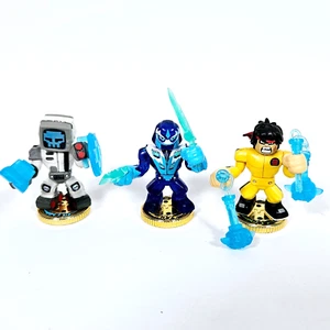 Akedo Ultimate Warriors Action Figure Moose Toys Chux Lee Screenshot Cold Spike - Picture 1 of 15
