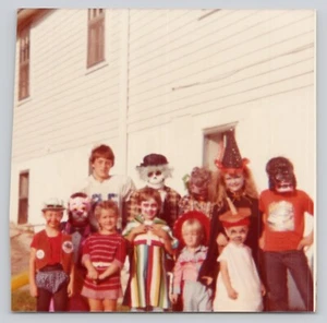 Vintage Photo Halloween Costume Party c1982 Ape Witch Skeleton Football Clown - Picture 1 of 2