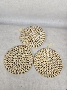Vintage Muschel 8" Untersetzer Deckchen gewebt Boho Dekor Maritim Ozean Natur Lot 3 - Bild 1 von 6