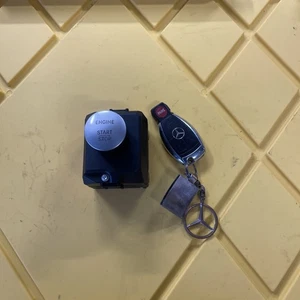 07-08 Mercedes W221 S550 Ignition Switch Module Key 2215450708 OEM - Picture 1 of 8