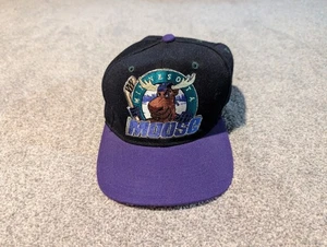 Vintage Minnesota Moose Hat Cap Mens 7 3/8 Black Purple Wool Blend Hockey - Picture 1 of 11