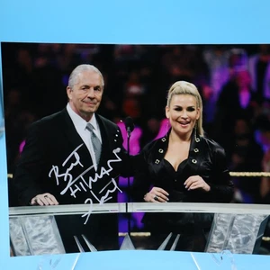 VINTAGE Brett "The Hitman" Hart handsigniertes 8x10 Foto !!! WWF WWE HALL OF FAMER - Bild 1 von 5