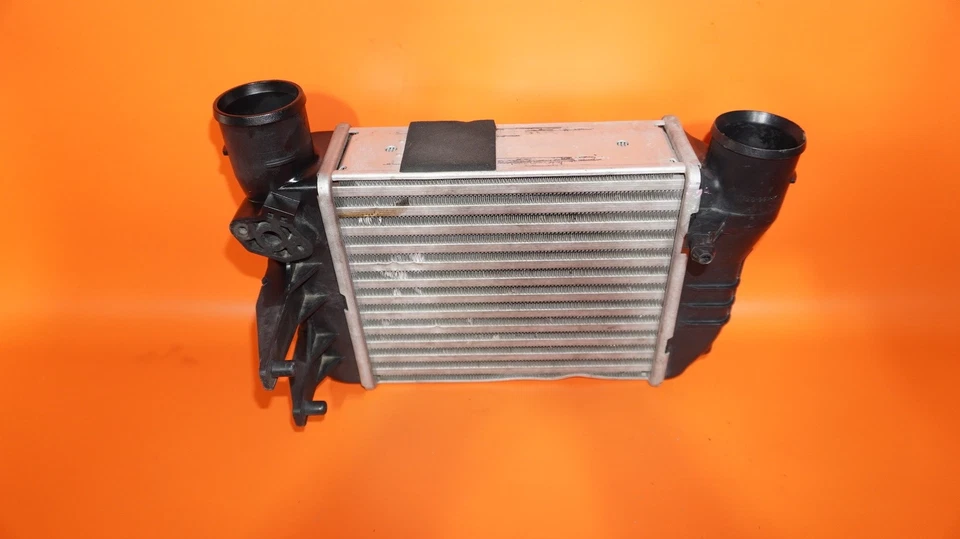Intercooler AUDI A4 1999 2000 2001 058145805B OEM Foto 1 de 4