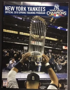 MLB 2010 YANKEES SPRING TRAINING PROGRAM DEREK JETER NEAR MINT - Picture 1 of 5