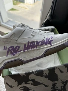 Off-White Fuori Ufficio - Foto 1 di 5