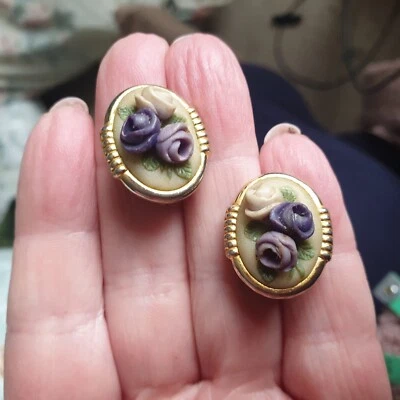 Vtg 70s 80s Oval Clip On Earrings Cream Lilac Roses 3D Ceramic Regency - Image 1 of 4