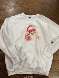 Rosa Weihnachtsmann Gummi Sweatshirt von Gildan Größe L - Bild 1 von 3