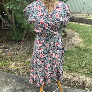 AVA RUBY floral nature wrap dress | frill casual relax | Size 12 - Picture 1 of 10