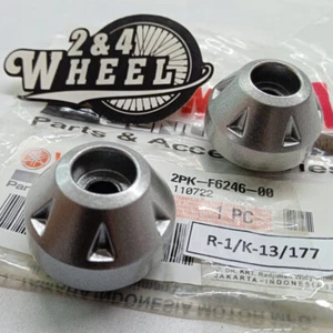 Yamaha N MAX NMAX N Max End Grip 2PK-F6246-00 NEW GENUINE Pair - Picture 1 of 3