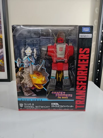 Transformer Studio Series SS86-11 Perceptor OR Leader Class Dinobot Slug SS86-07 Cover