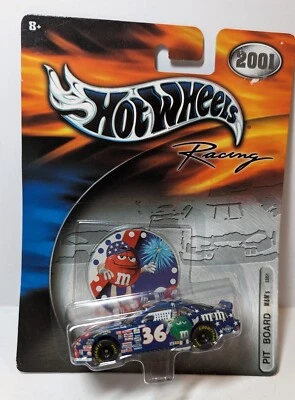 Hotwheels Racing 2001, Pit Board #36 M & M, Race Car NIP - Image 1 of 2
