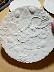 4 Vintage Erphila Czechoslovakia Ivory Embossed Flowers Salad Plates 8 1/4" - Picture 1 of 16