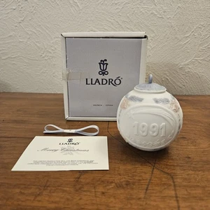 Lladro Annual Christmas Ornament 1991 Porcelain Bisque Ball In Original Box 5829 - Picture 1 of 8