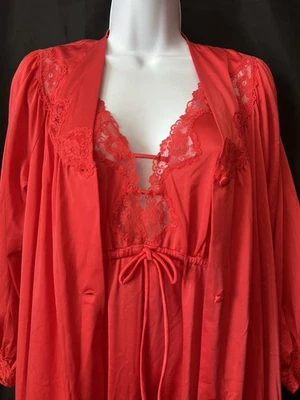 VTG Shadowline Peignoir Set Nightgown Robe Sz S Nylon Lace Babydoll Full Sweep - Image 1 of 4