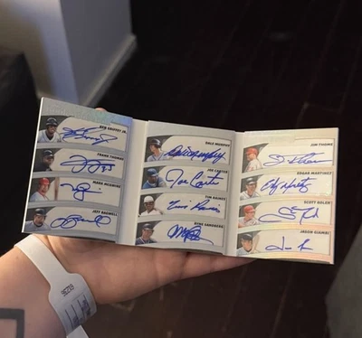 Leaf Spectacular The Book Of Baseball Autos 2025 12 autos/6 Griffey Thomas Foto 1 de 2