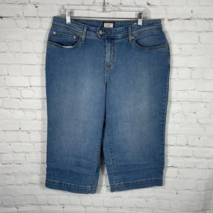 Levi’s 580 Capri Light Blue Wash Denim Capri Jeans Size 16W - Picture 1 of 7