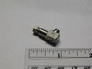 Beswick S5MCBL-16 SS M5 Thread to 1/16" O.D.Tubing, Elbow Compression Fitting - Picture 1 of 1