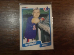 LARRY WALKER 30 CARD LOT 4 ROOKIE CARDS LW9 - Picture 1 of 15