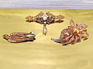 3 Stück - Vintage gemischte Metalle Brosche Anstecknadel Anhänger - Bild 1 von 7
